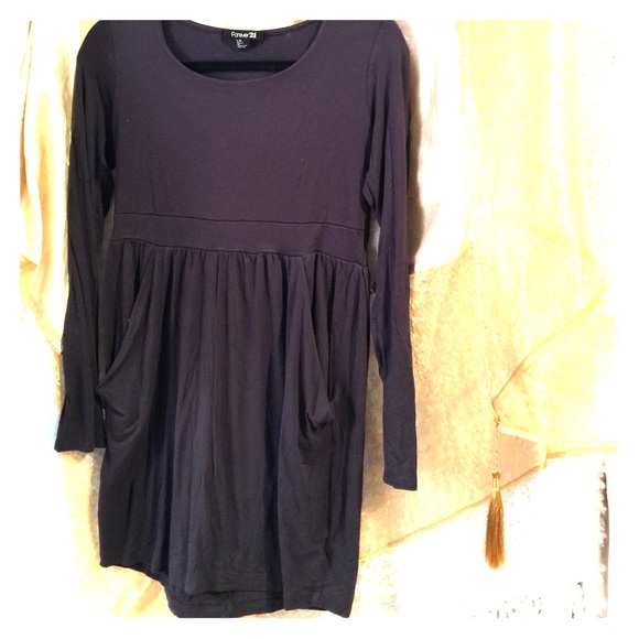 Forever 21 Tops - FLASH SALE Grey drapery tunic/dress w' pockets.
