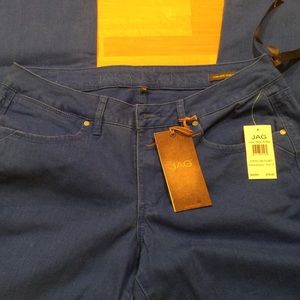 *Final Price* NWT Jag low rise slim ankle jeans
