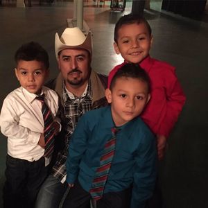 Meet your Posher, Alejandro lala