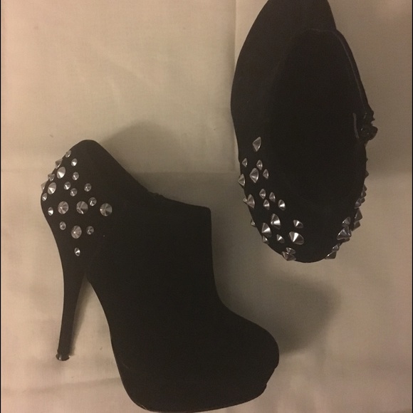 Black studded booties.