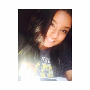 Meet your Posher, Alexandra