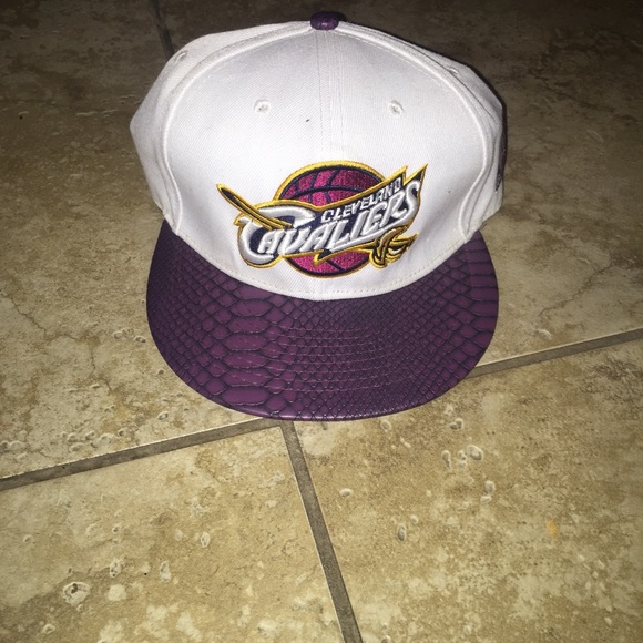 Cleveland Cavaliers Snake print snap back
