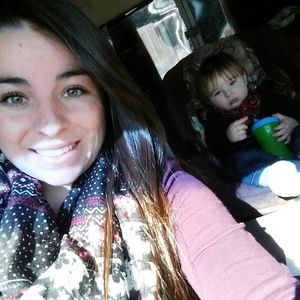 Meet your Posher, Nicole