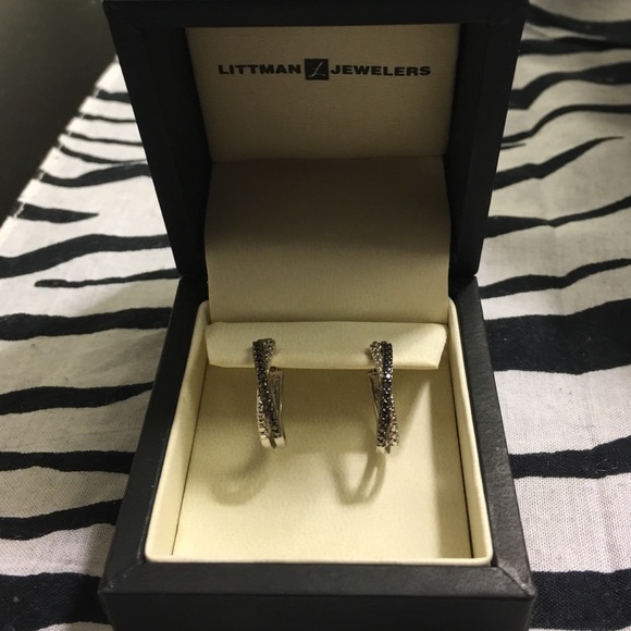 Authentic silver hoops with black-white diamond