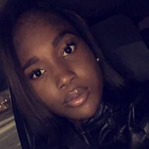 Meet your Posher, Janai