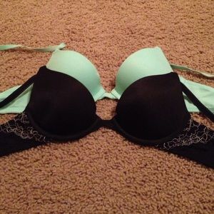 🎉traded🎉 Push up bra bundle! 2 for 1!