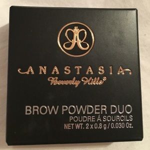 Anastasia Beverley hills brow powder duo