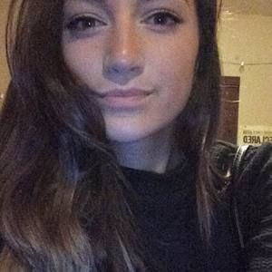 Meet your Posher, Mariela