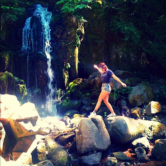 Meet your Posher, Roxanne - Picture 4 of 4