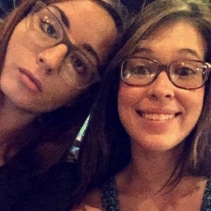 Meet your Posher, Caitlin