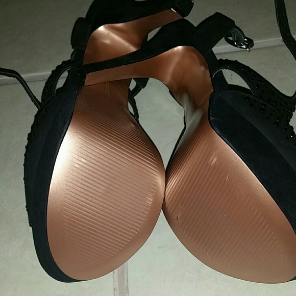 BCBGeneration platform heel - Picture 2 of 4