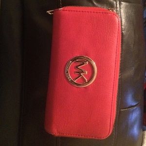 MK wallet