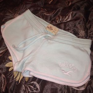 🎉TRADED🎉Mint green hollister comfy shorts!