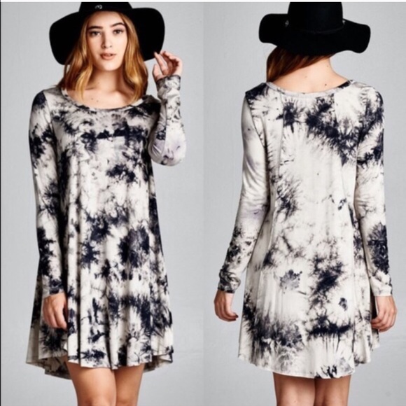 Dresses & Skirts - 🚨LAST🚨VANDA tie dye tunic dress - BLACK/IVORY