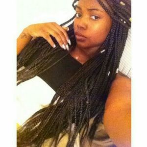 Meet your Posher, Adriane