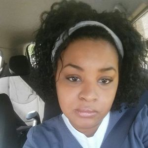 Meet your Posher, Shekita