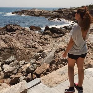 Meet your Posher, Stephanie