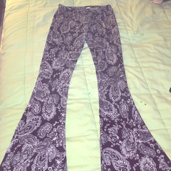 Paisley bell bottom yoga pants