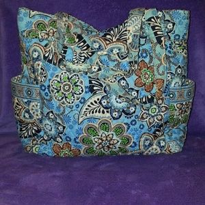 Gorgeous Flower Vera Bradley Over Night Bag
