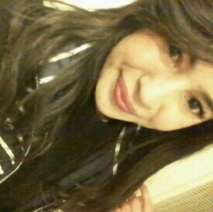 Meet your Posher, Nitza