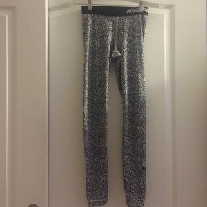 Nike pro leggings