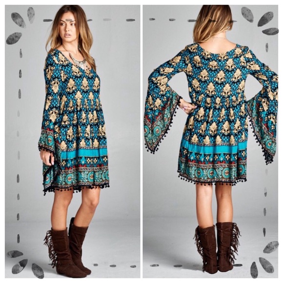 🌺HP 12/20, 3/8🌺BOHO BEAUTY WITH BELL SLEEVES - Picture 2 of 3