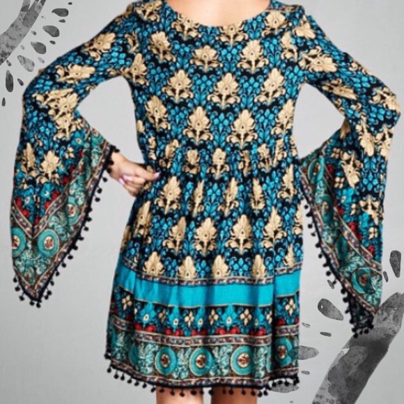 🌺HP 12/20, 3/8🌺BOHO BEAUTY WITH BELL SLEEVES - Picture 3 of 3