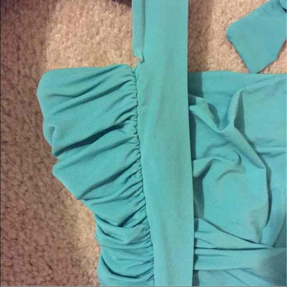 BCBG Maxazria Green Holiday Cocktail Formal Dress - Picture 4 of 4