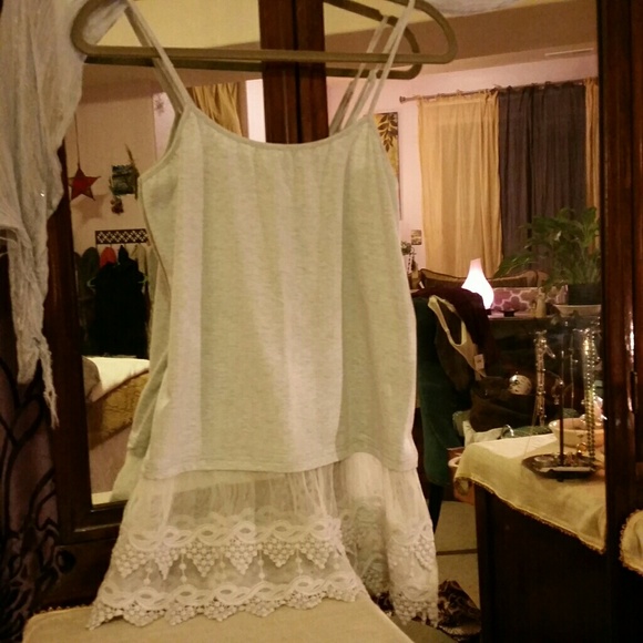 Tank/lace layer