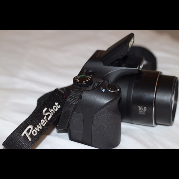 Canon PowerShot SX520 HS Compact Digital Camera - Picture 3 of 4