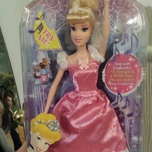 Disney Princess cinderella singing Doll