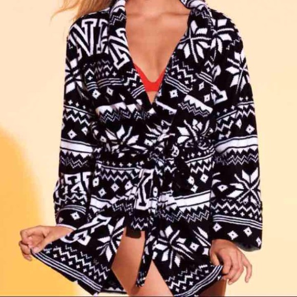 NEW Victoria's Secret PINK Black Fair Isle Robe