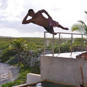 Meet your Posher, Eric