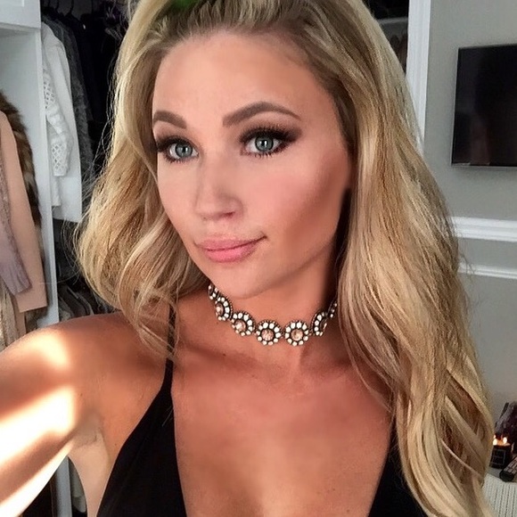 Meet your Posher, Hayley - Picture 5 of 6