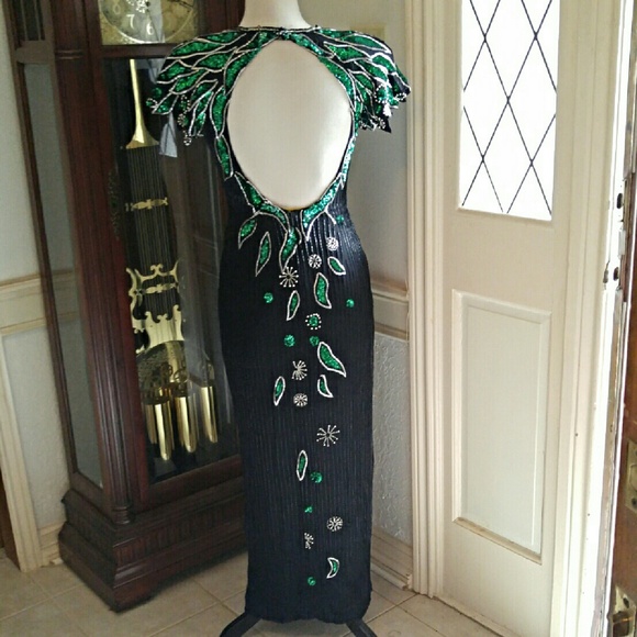 VTG 80s Silk Beaded & Sequin Formal New Years Gown - Picture 3 of 5