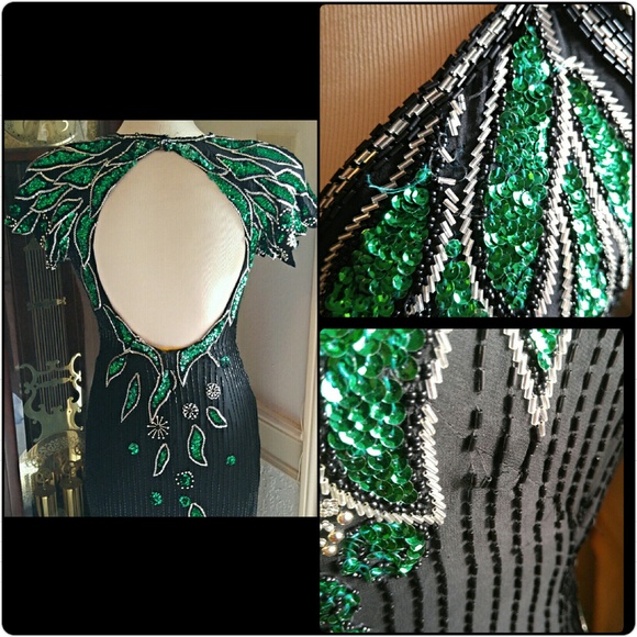 VTG 80s Silk Beaded & Sequin Formal New Years Gown - Picture 4 of 5