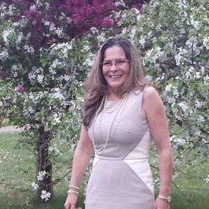 Meet your Posher, Loretta