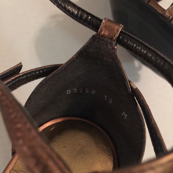 Authentic Stuart Weitzman collection (with code) - Picture 3 of 4