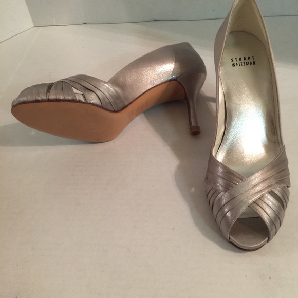 Authentic stuart Weitzman (with code) - Picture 4 of 4