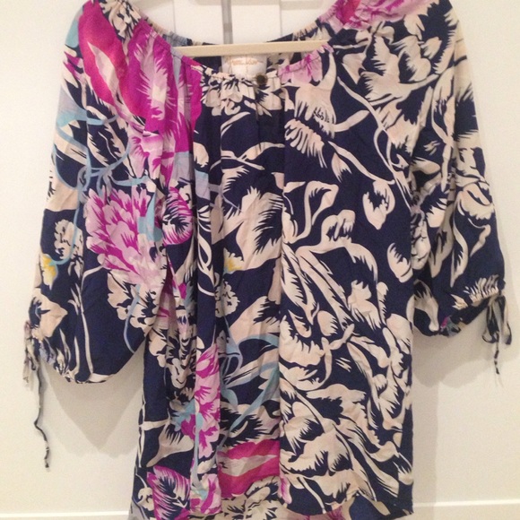 Breathtaking Yumi Kim Silk Blouse