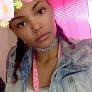 Meet your Posher, Dom