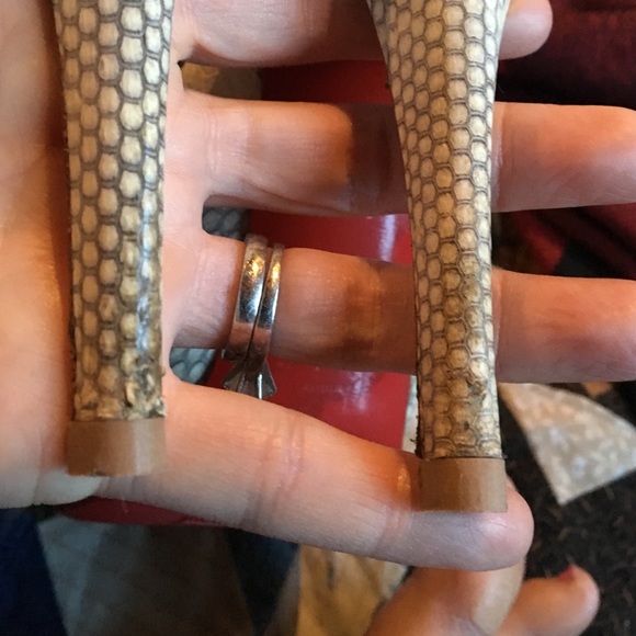 Transparent about Christian Louboutins - Picture 3 of 4