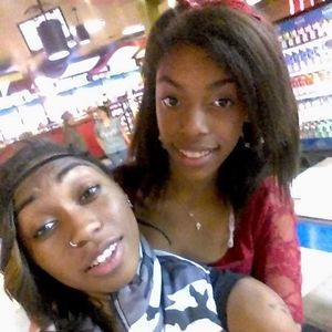 Meet your Posher, Desiree