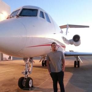 Meet your Posher, Dennis