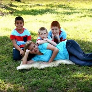 Meet your Posher, Crystal