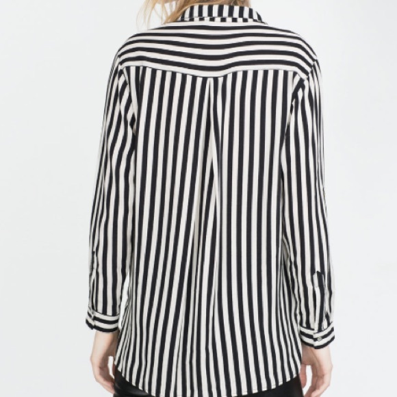 Zara Tops Black And White Striped Zara Top Poshmark