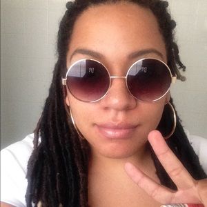 Meet your Posher, Sydney