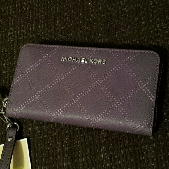 Michael Kors Jet Set Wristlet - 2 MORE DAYS LEFT