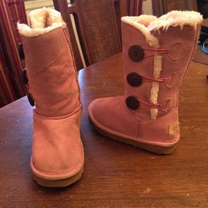 Girls Pink Ugg boot