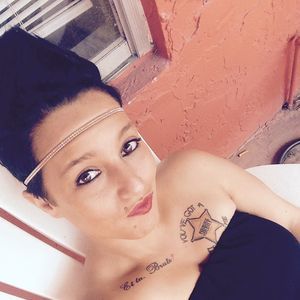 Meet your Posher, Catey